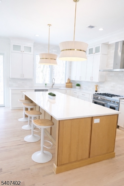 17 Penwood Road Livingston, NJ 07039 - Photo 6 of 34