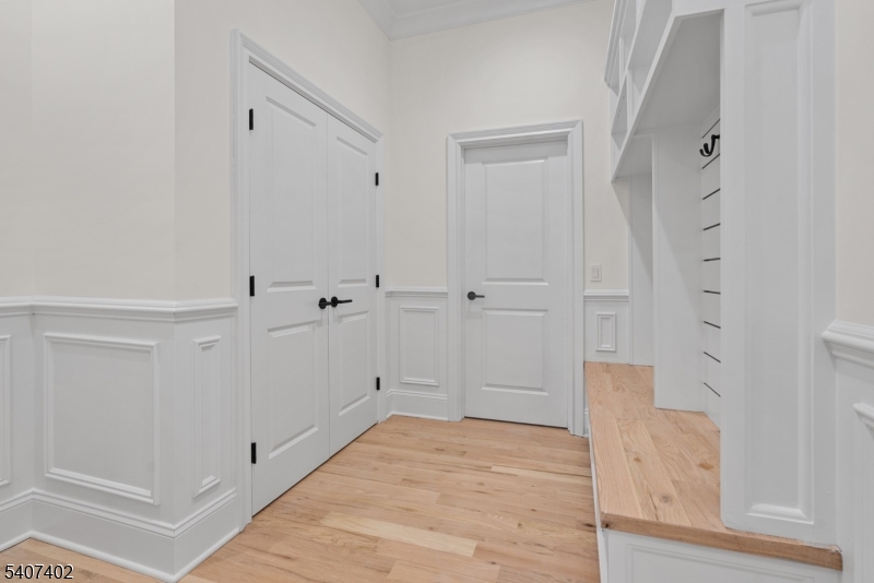 17 Penwood Road Livingston, NJ 07039 - Photo 10 of 34