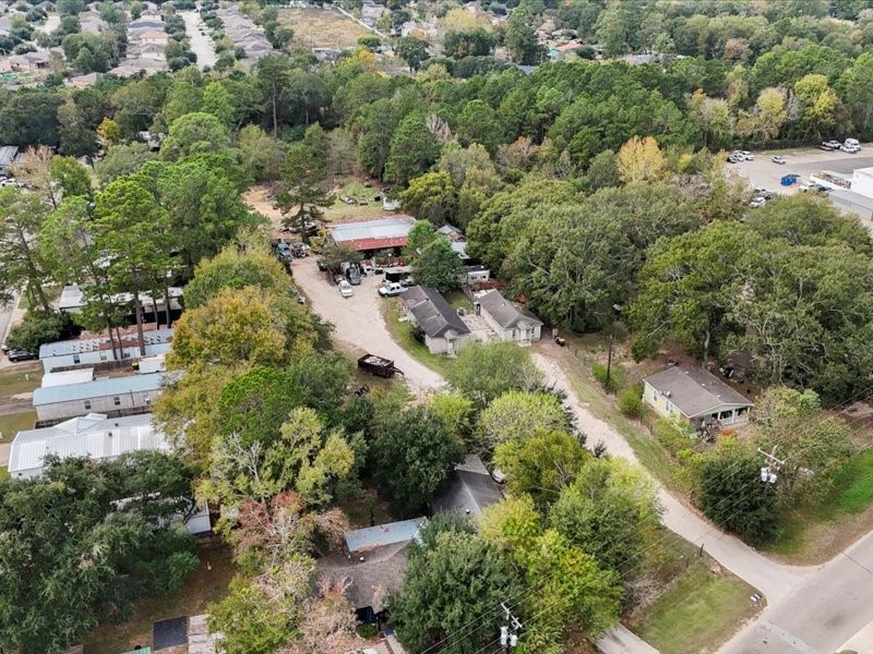 1418 South 7th Street Conroe, TX 77301 - Photo 34 of 36 an aerial view of multiple house