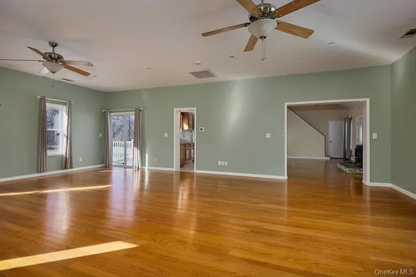 $675,000 | 12 Jay Lane, Hopewell Junction, NY 12533