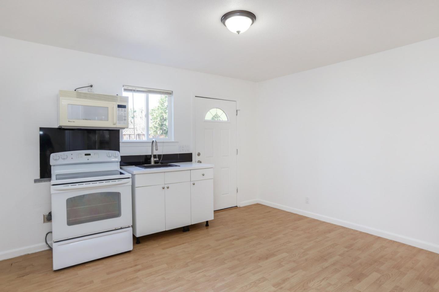 2904 El Sobrante Street Santa Clara, CA 95051 - Photo 31 of 35