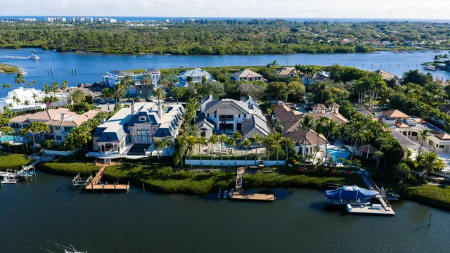 $31,000,000 | 228 Commodore Drive, Jupiter, FL 33477