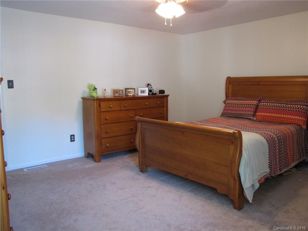 1530 Daybreak Road Kannapolis, NC 28081 - Photo 9 of 20 Gallery Image 9