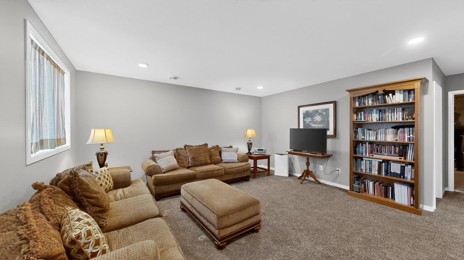 5207 56th Street Northwest Rochester, MN 55901 - Photo 23 of 43