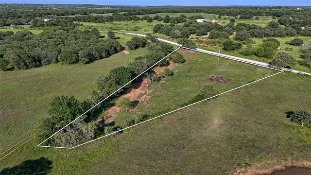 $64,999 | 1828 Airport Road, Nocona, TX 76255
