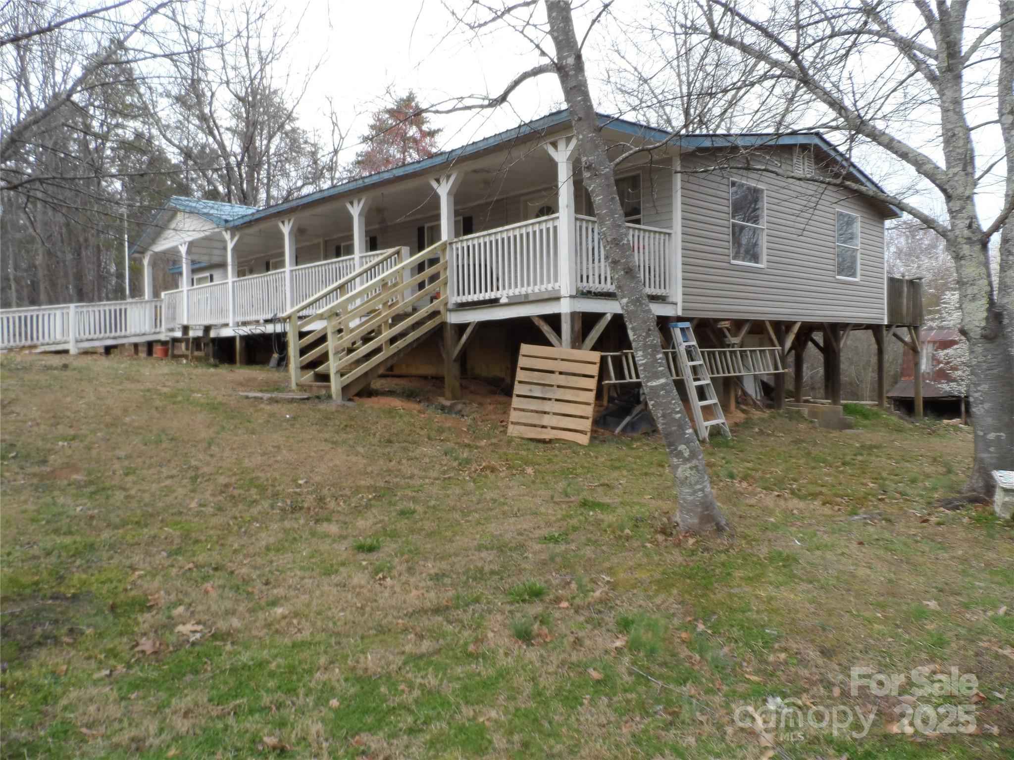 160 Icard Ridge Road Taylorsville, NC 28681 - Photo 2 of 17 Gallery Image 2