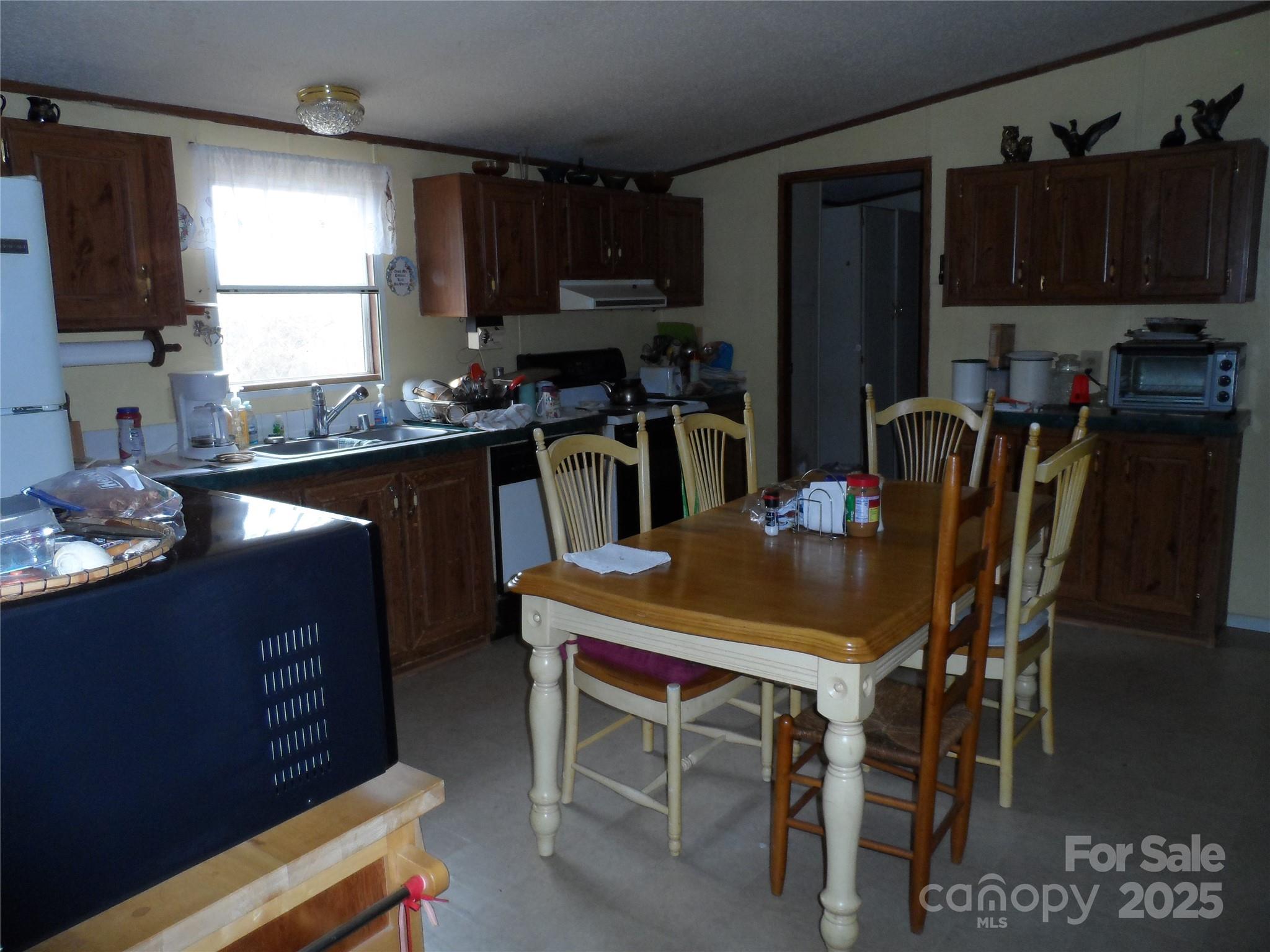 160 Icard Ridge Road Taylorsville, NC 28681 - Photo 7 of 17 Gallery Image 7
