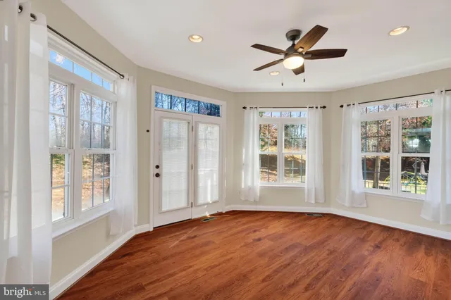 $659,900 | 3313 Lady Catherine Circle, Triangle, VA 22172