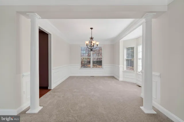 $659,900 | 3313 Lady Catherine Circle, Triangle, VA 22172