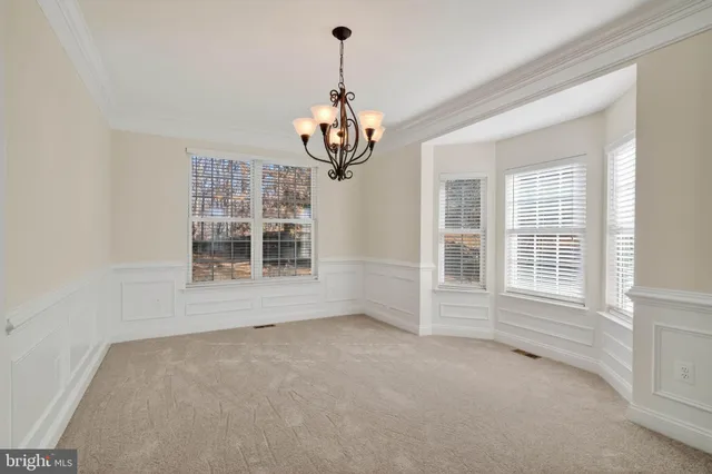 $659,900 | 3313 Lady Catherine Circle, Triangle, VA 22172