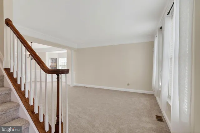 $659,900 | 3313 Lady Catherine Circle, Triangle, VA 22172