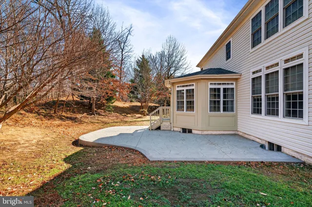 $659,900 | 3313 Lady Catherine Circle, Triangle, VA 22172