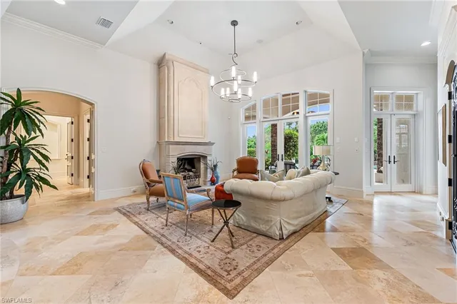 $9,750,000 | 2560 Half Moon Walk, Naples, FL 34102