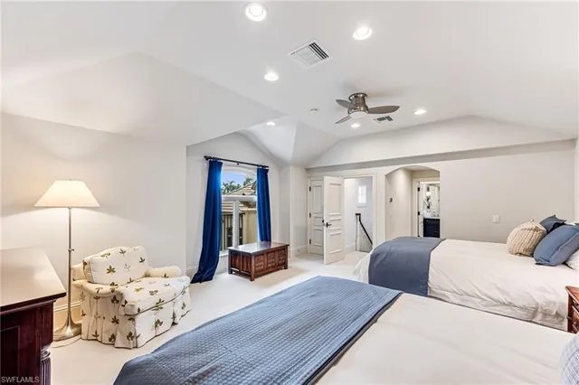 $9,750,000 | 2560 Half Moon Walk, Naples, FL 34102