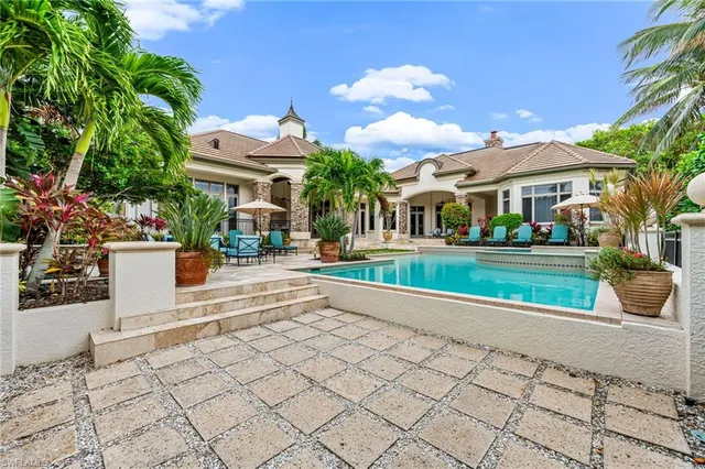 $9,750,000 | 2560 Half Moon Walk, Naples, FL 34102