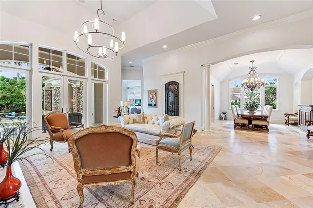$9,750,000 | 2560 Half Moon Walk, Naples, FL 34102