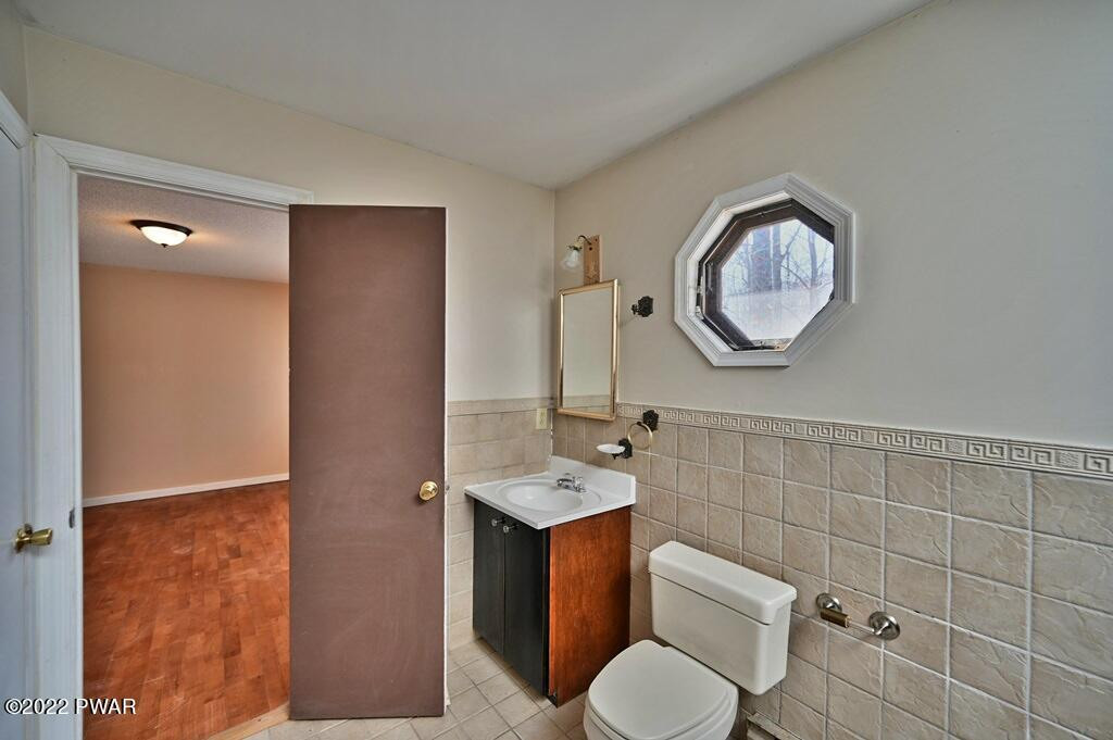 308 North Northgate Road Lake Ariel, PA 18436 - Photo 27 of 54