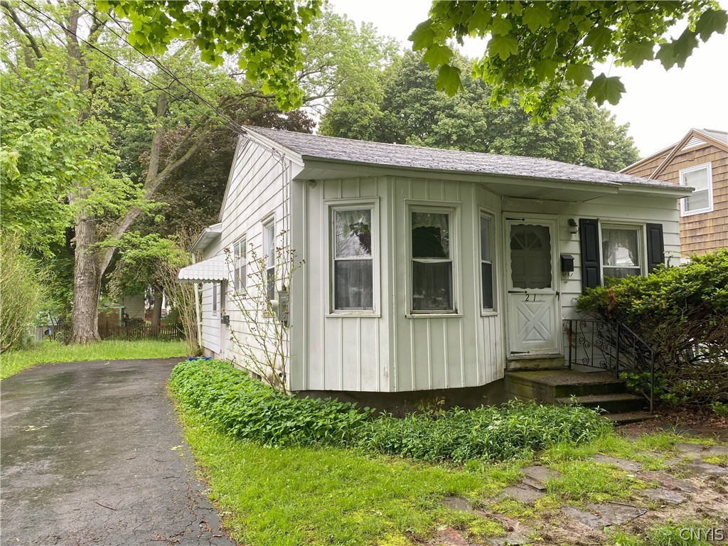 213 Windemere Road Geddes, NY 13219 - Photo 1 of 1 Gallery Image 1