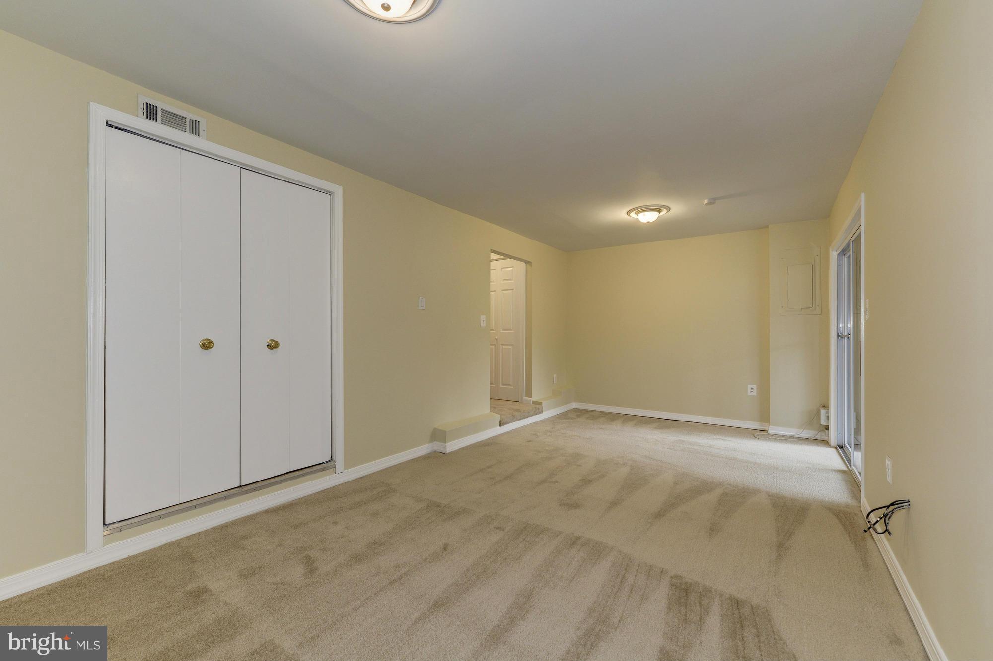 2357 Emerald Heights Court Reston, VA 20191 - Photo 22 of 30 Family Room