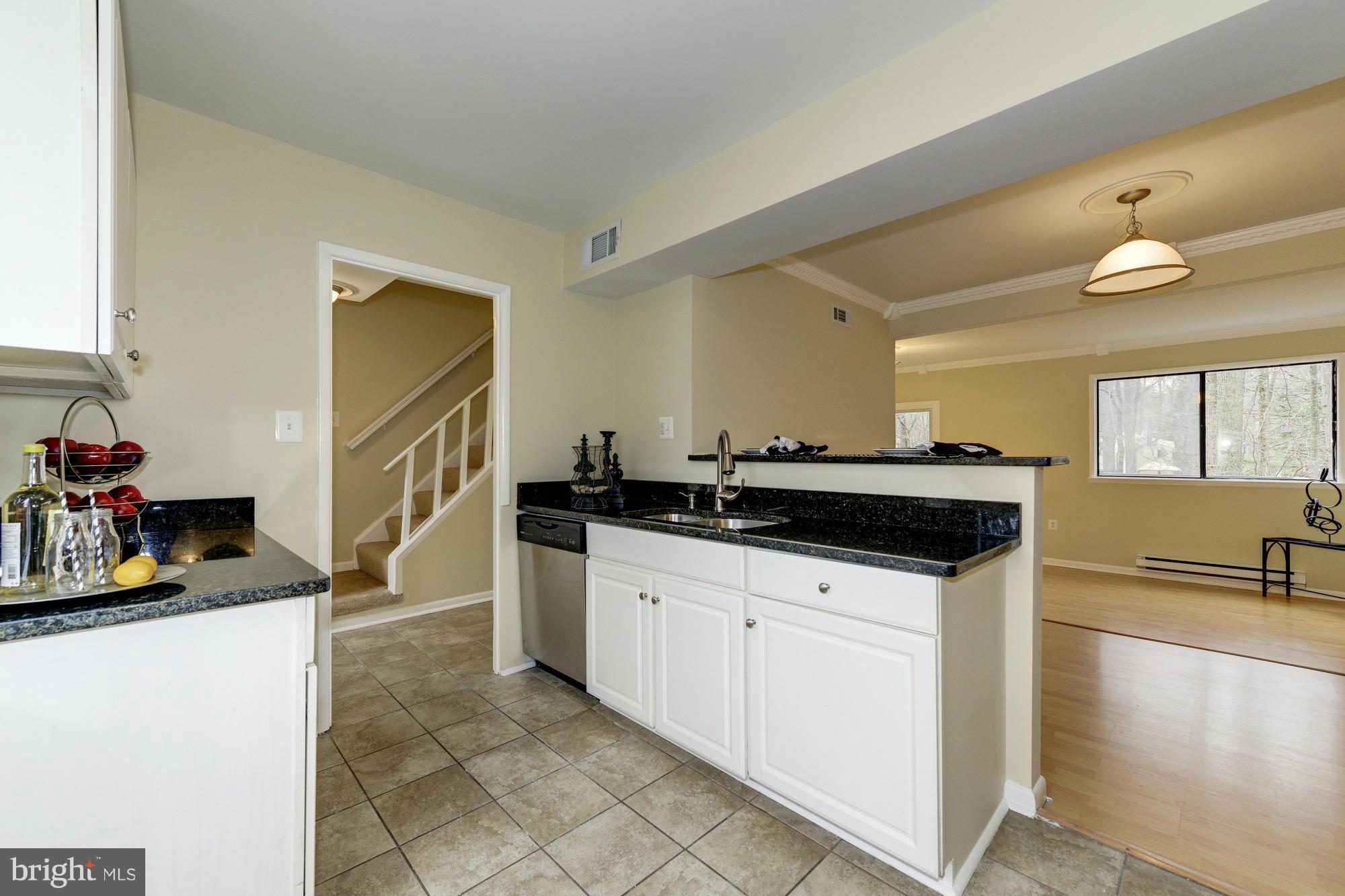 2357 Emerald Heights Court Reston, VA 20191 - Photo 6 of 30 Kitchen