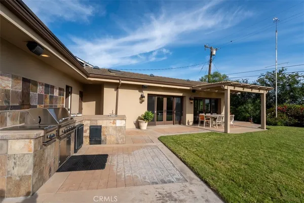$2,980,000 | 1940 Skycrest Drive, Fullerton, CA 92831