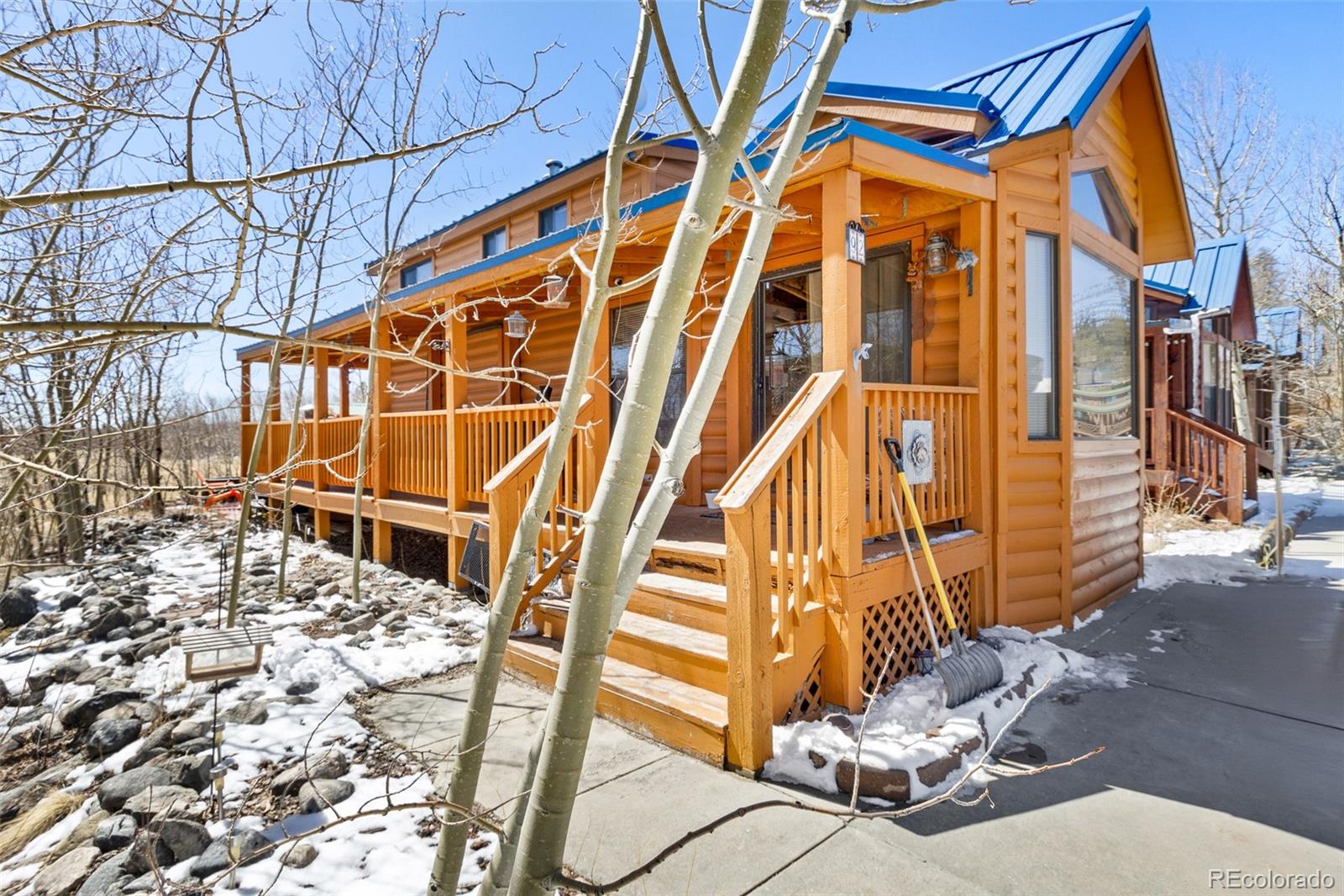 92 Sunshine Loop Fairplay, CO 80440 - Photo 3 of 30 a backyard of a house