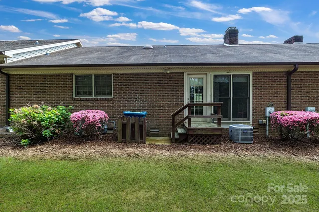 $190,000 | 704 Colby Circle, Salisbury, NC 28147