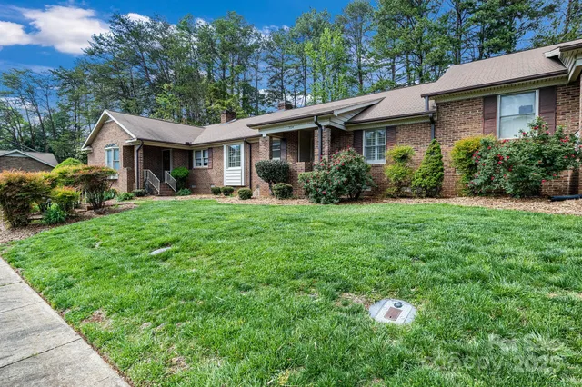 $190,000 | 704 Colby Circle, Salisbury, NC 28147