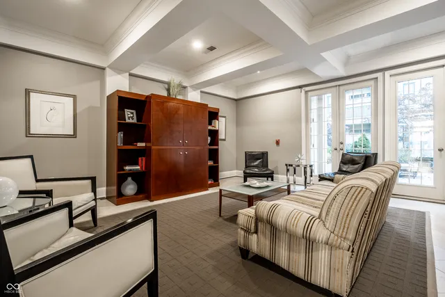 $249,900 | 355 East Ohio Street, Indianapolis, IN 46204