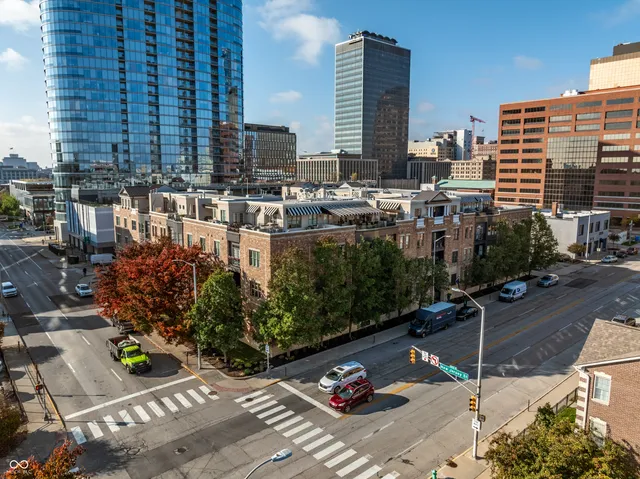 $249,900 | 355 East Ohio Street, Indianapolis, IN 46204