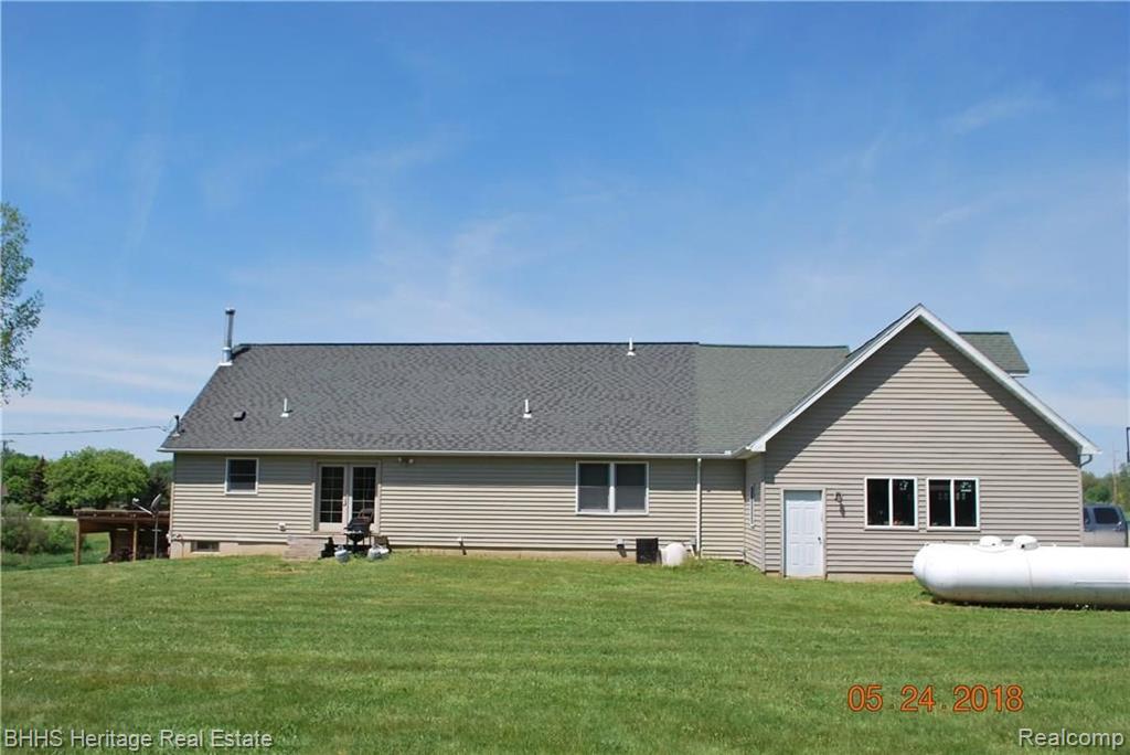 3300 Cemetery Road Fowlerville, MI 48836 - Photo 14 of 41