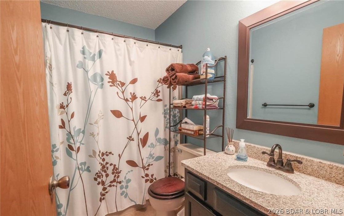 5499 3 Seasons Road, Unit E5 Osage Beach, MO 65065 - Photo 11 of 32