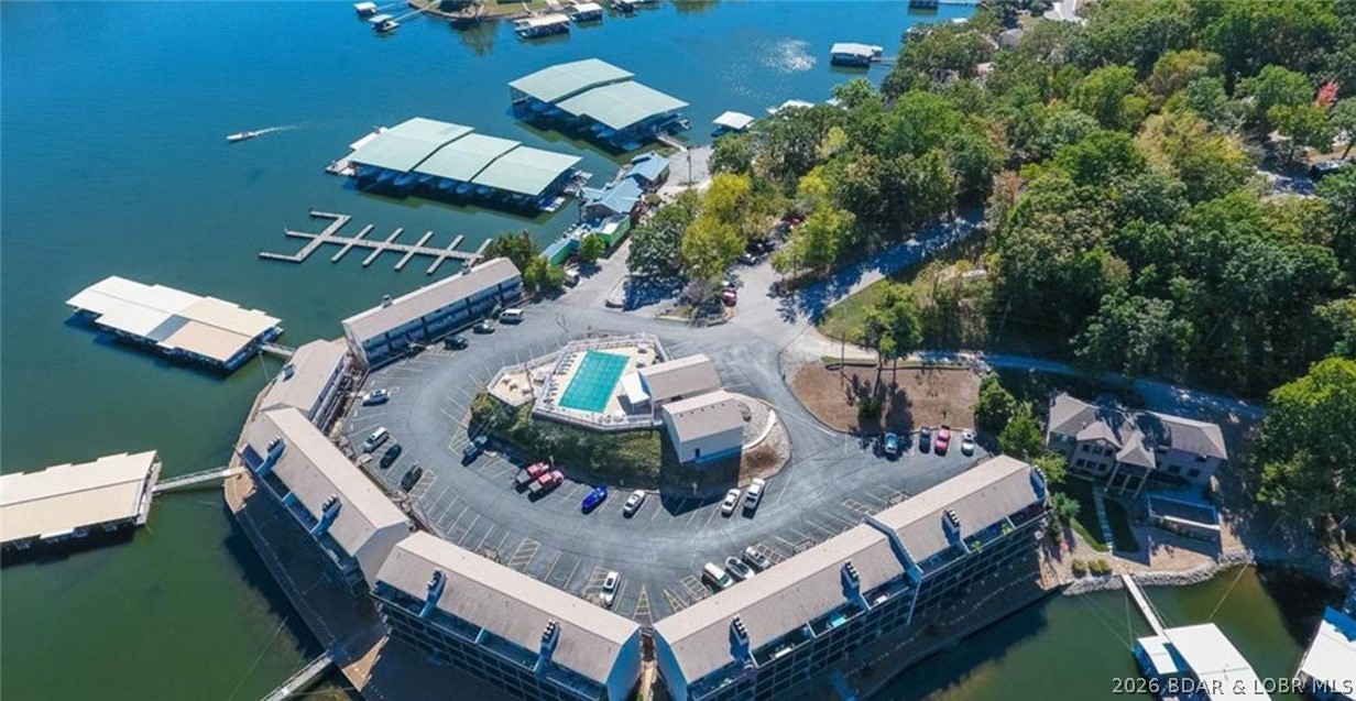 5499 3 Seasons Road, Unit E5 Osage Beach, MO 65065 - Photo 2 of 32