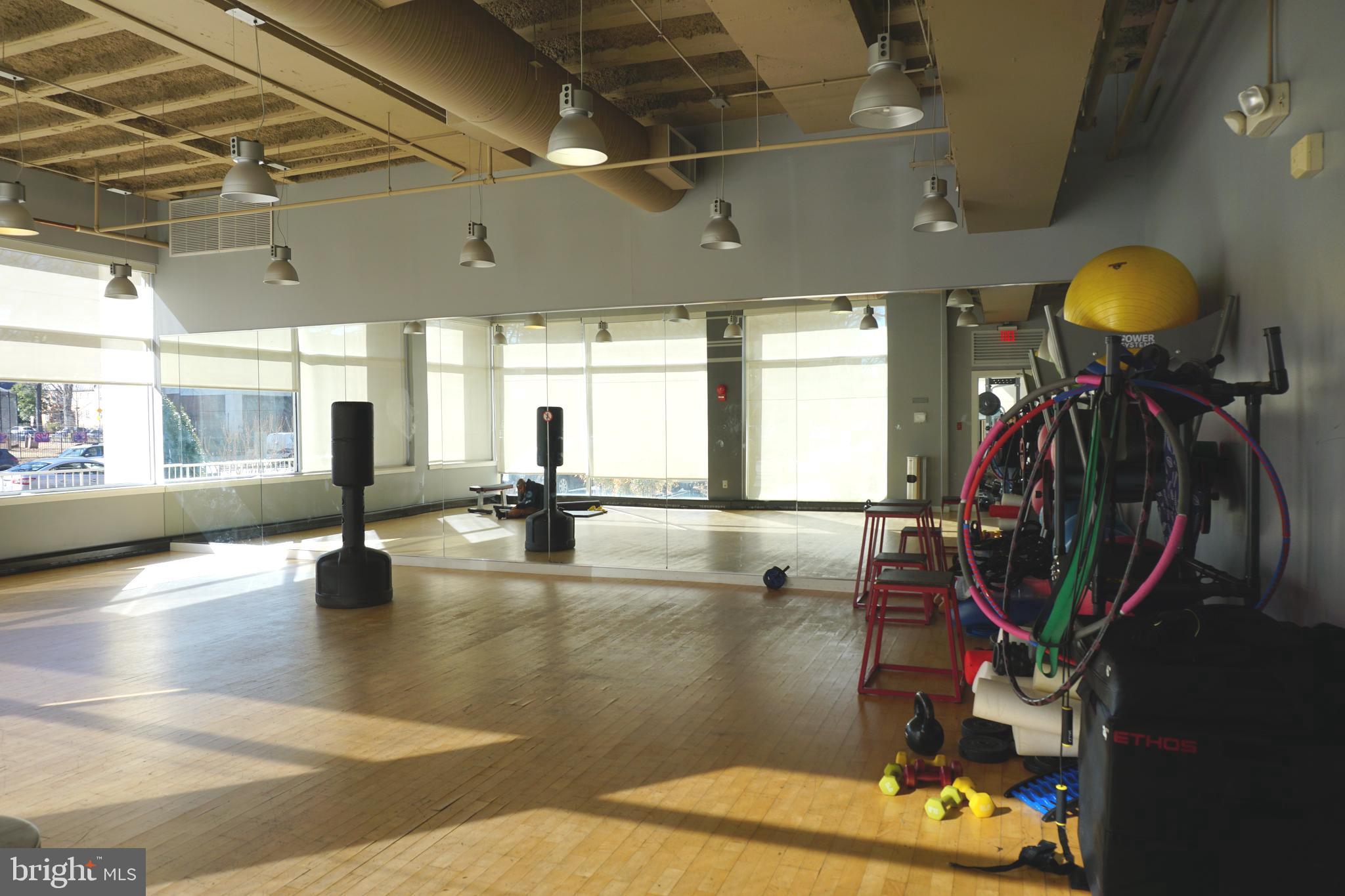 355 I Street Southwest, Unit 116 Washington, DC 20024 - Photo 20 of 24