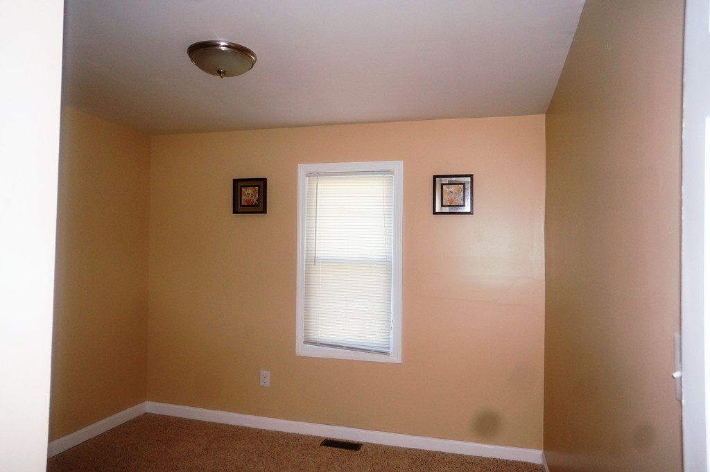 255 Laurelton Street Springfield, MA 01109 - Photo 11 of 24