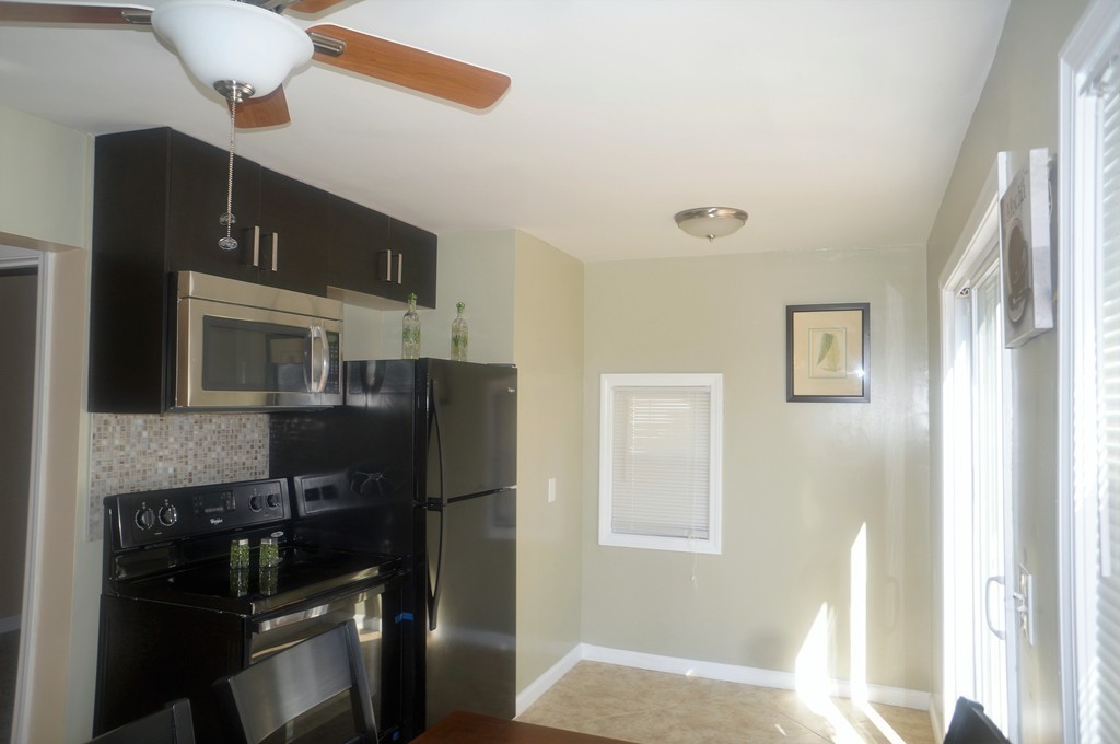 255 Laurelton Street Springfield, MA 01109 - Photo 12 of 24