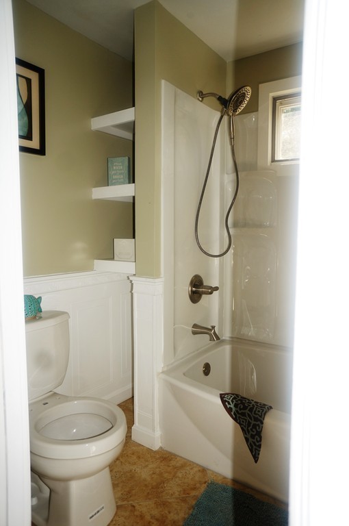 255 Laurelton Street Springfield, MA 01109 - Photo 20 of 24