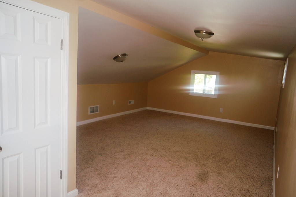255 Laurelton Street Springfield, MA 01109 - Photo 23 of 24