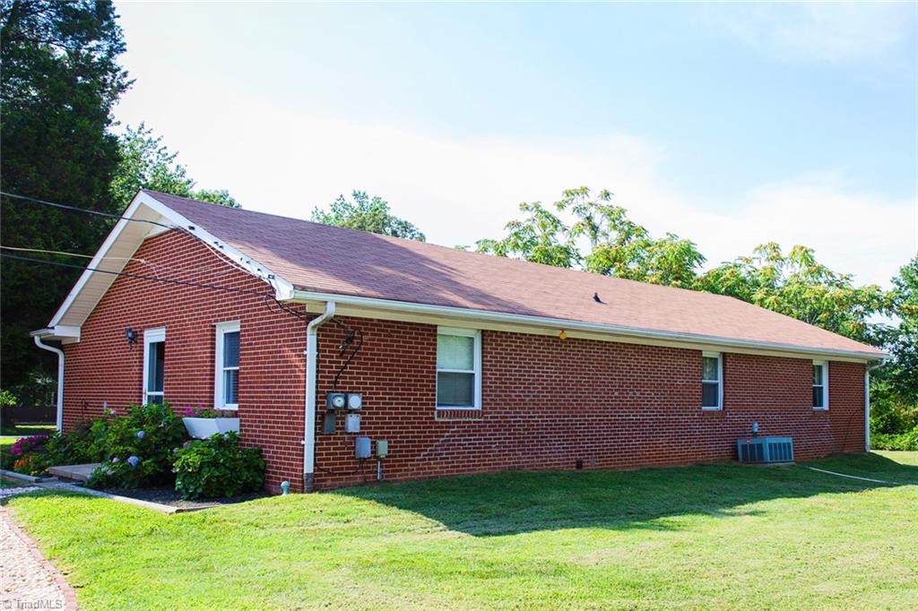 7014 Ridge Road Lexington, NC 27295 - Photo 3 of 21 Gallery Image 3