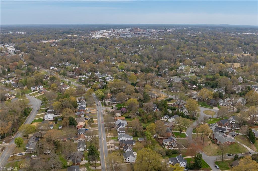 619 West Lexington Avenue High Point, NC 27262 - Photo 2 of 50
