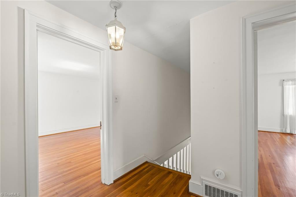 619 West Lexington Avenue High Point, NC 27262 - Photo 26 of 50