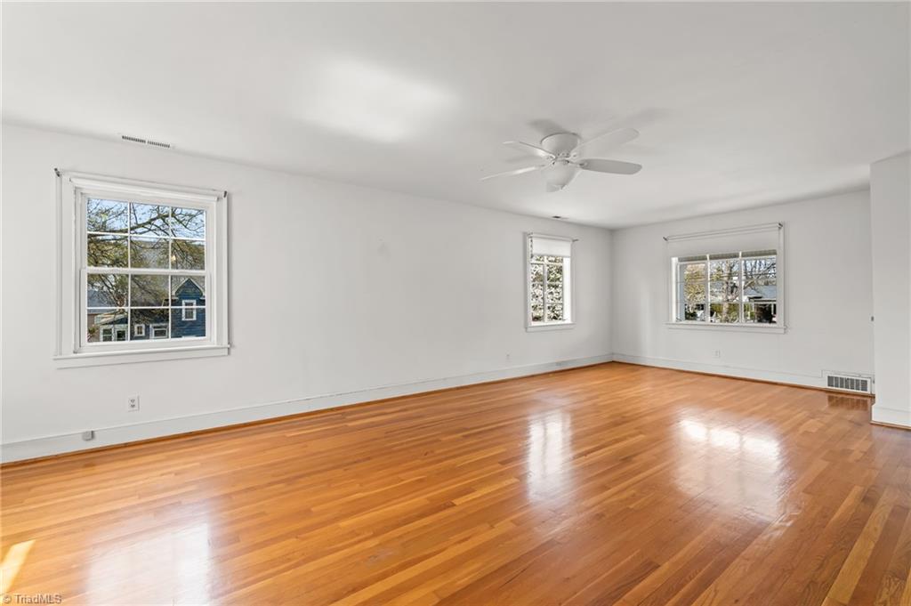 619 West Lexington Avenue High Point, NC 27262 - Photo 27 of 50