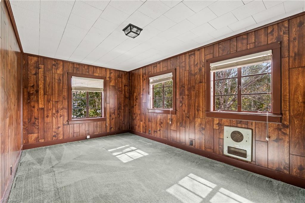 619 West Lexington Avenue High Point, NC 27262 - Photo 32 of 50