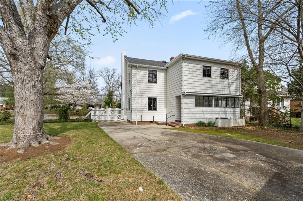 619 West Lexington Avenue High Point, NC 27262 - Photo 40 of 50