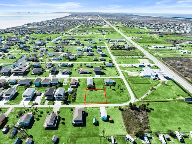 $60,000 | 975 Wommack, Crystal Beach, TX 77650