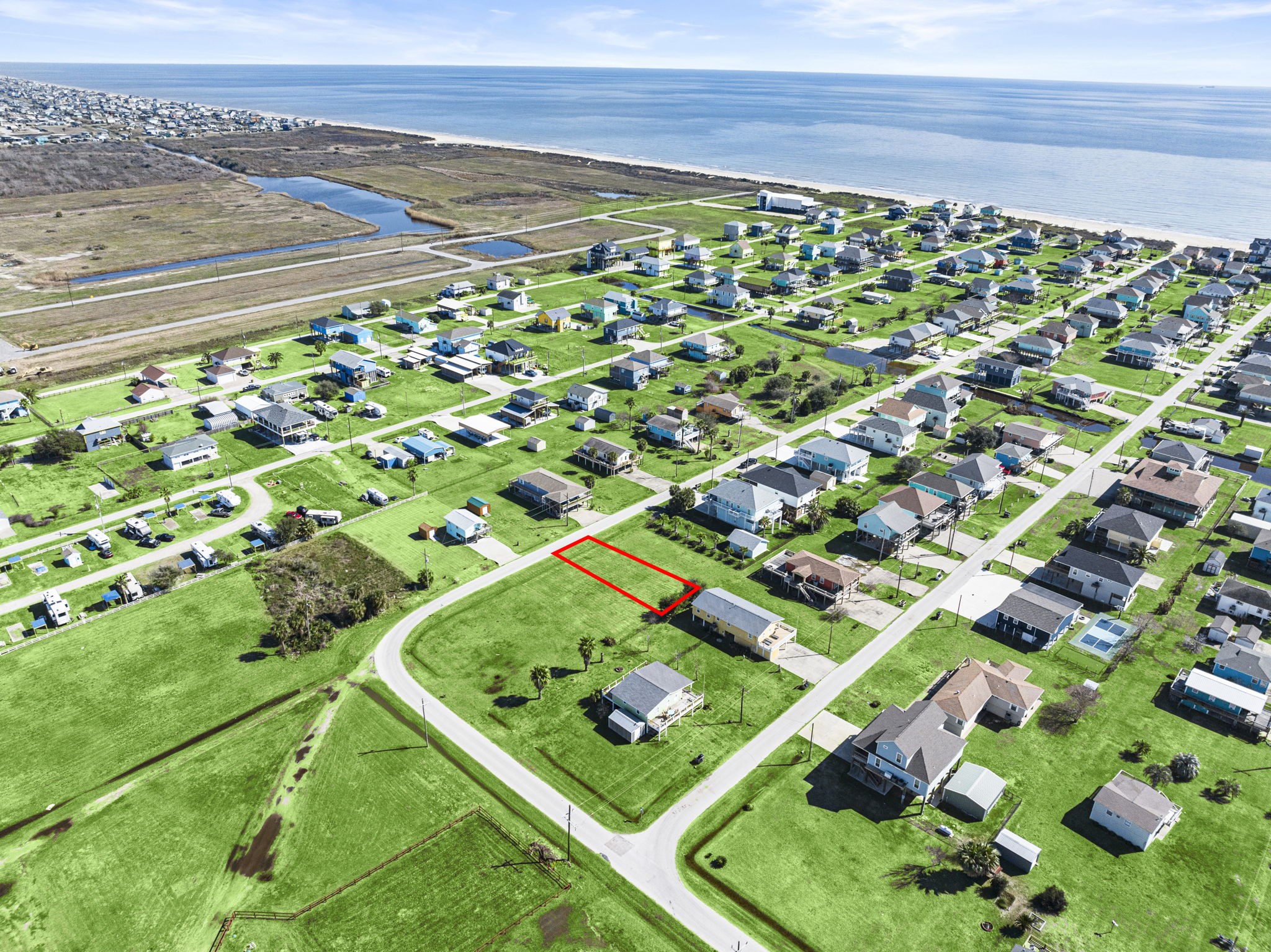 975 Wommack Crystal Beach, TX 77650 - Photo 4 of 17 a view of yard with an ocean