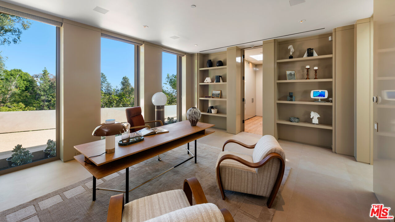 1016 North Hillcrest Road Beverly Hills, CA 90210 - Photo 28 of 35
