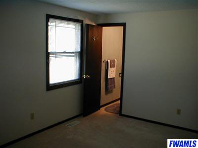 9710 Reindeer Road Fort Wayne, IN 46804 - Photo 6 of 9