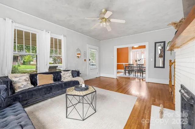 $600,000 | 209 Grandin Road, Charlotte, NC 28208