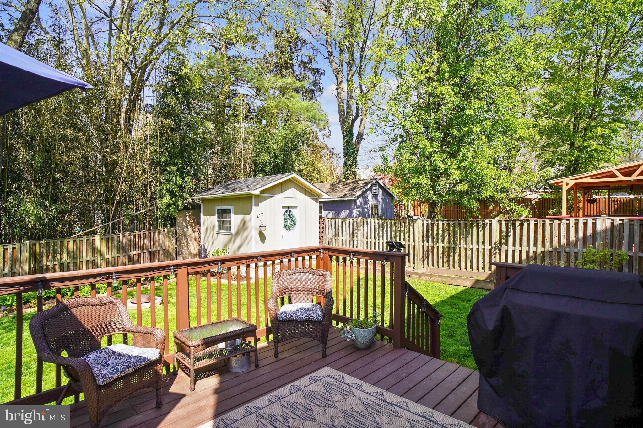 10414 Inwood Avenue Silver Spring, MD 20902 - Photo 38 of 44 Wonderful deck.